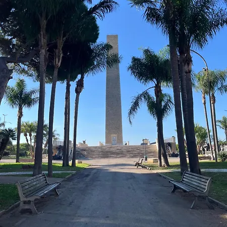 Goodbye Moon * Brindisi