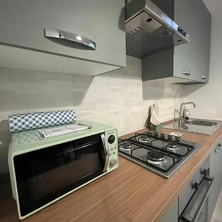 Goodbye Moon Apartman *