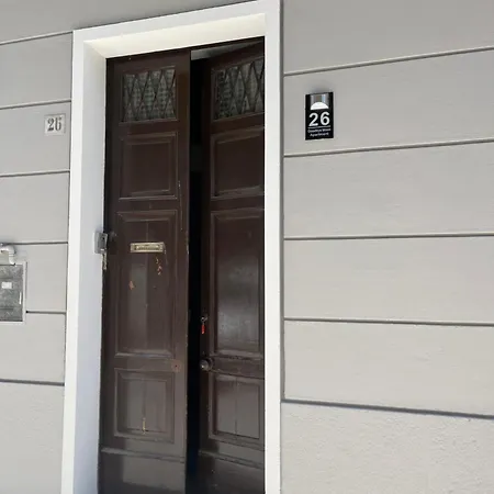 Goodbye Moon Brindisi